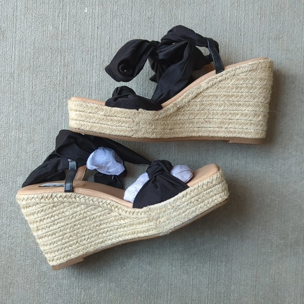 Journee Collection Women's Black‎ Tie Espadrilles Beach Wedge Heels Size 7.5
